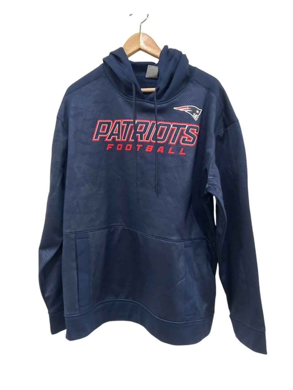 NWT New England Patriots Pullover Hoodie Sweatshirt Men's Large NFL MSTP $49.99
